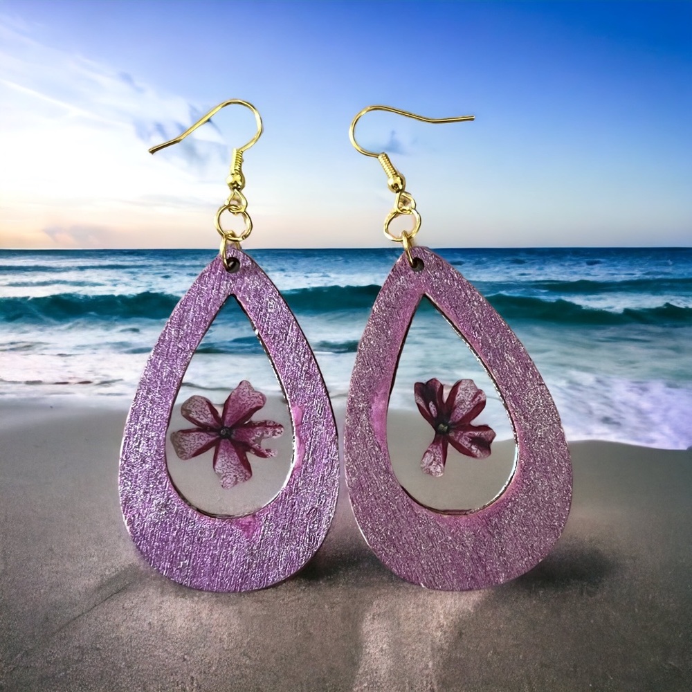 Dried flower window earrings